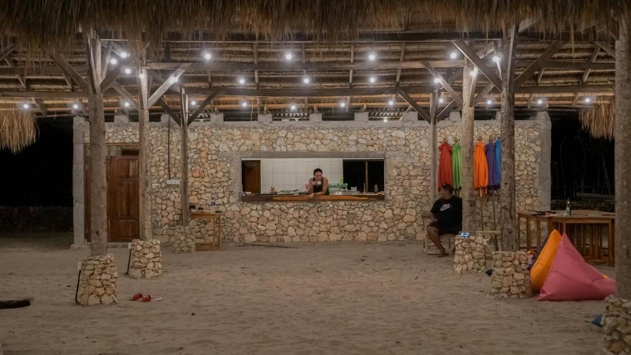 Costa Beach Resort & Club Waingapu Kültér fotó